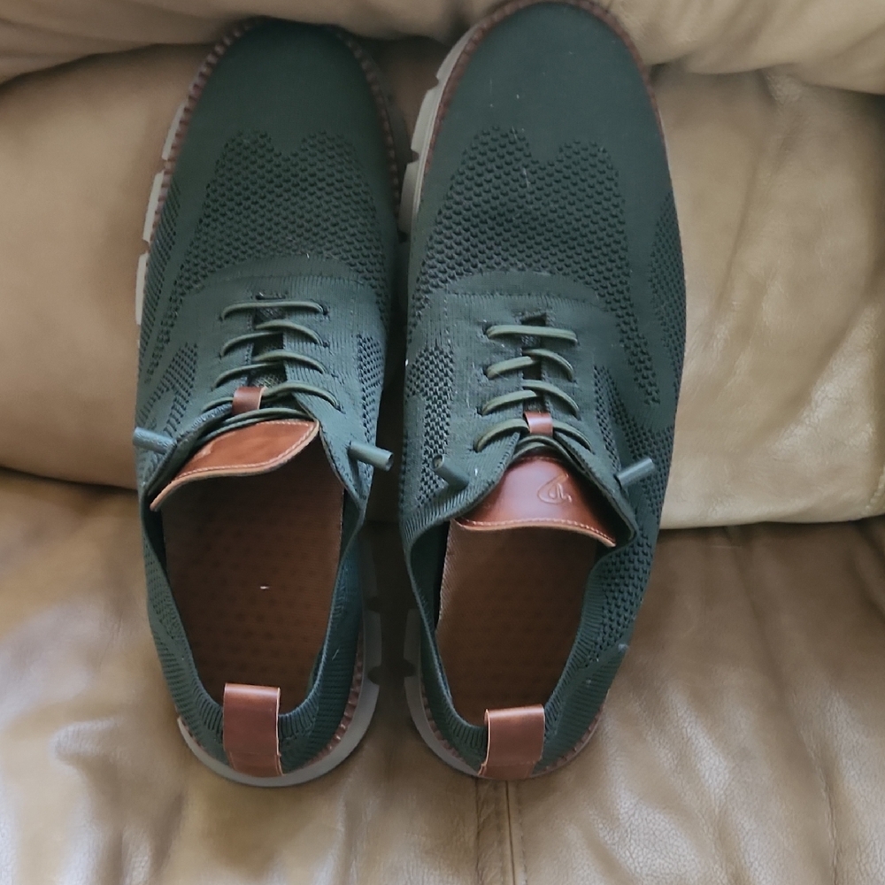 Stylish Green Men's Shoes
